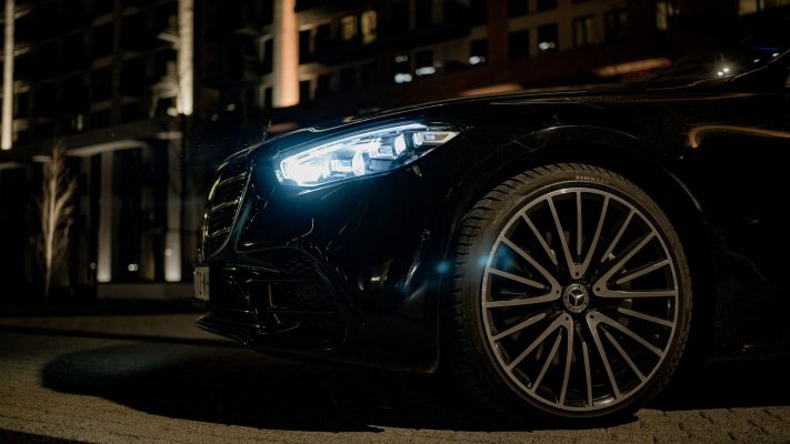 Limo Service Belgrad - S Class - Airport transfers