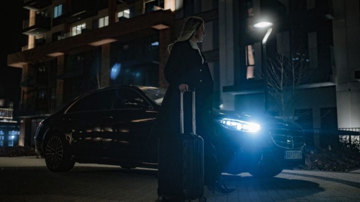 Limo Service Belgrad - S Class - Airport transfers